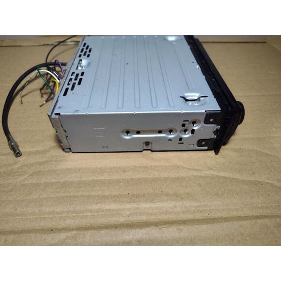 Sony CD Bluetooth Car Stereo Model #MEX-N4380BT Unlisted - Picture 5 of 8